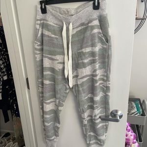 Aerie joggers